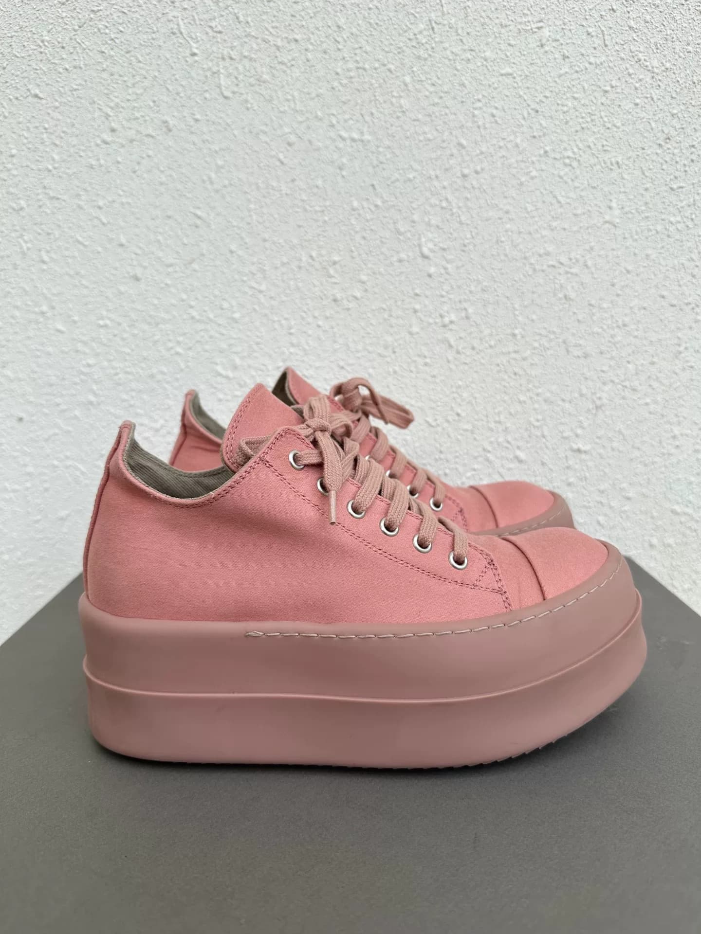 кроссовки rickowens на толстой подошве big Converse ice berry powder drkshdw с глубоким вырезом ro