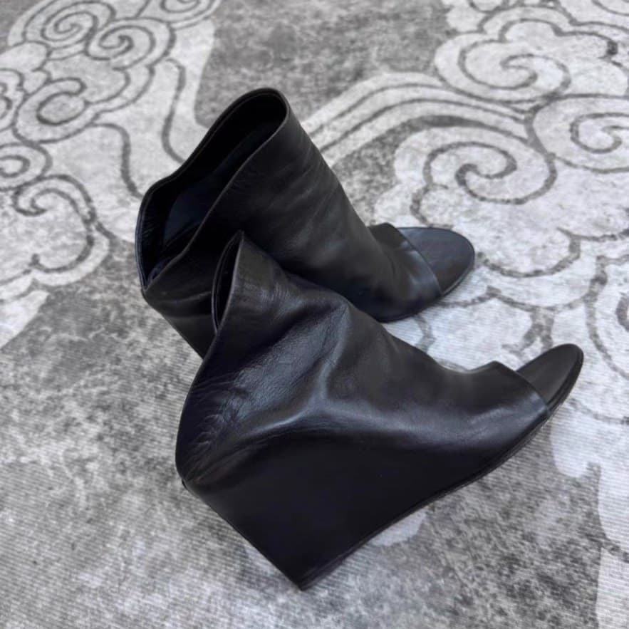 Balenciaga Босоножки на высоком каблуке без пальцев из архива Balenciaga