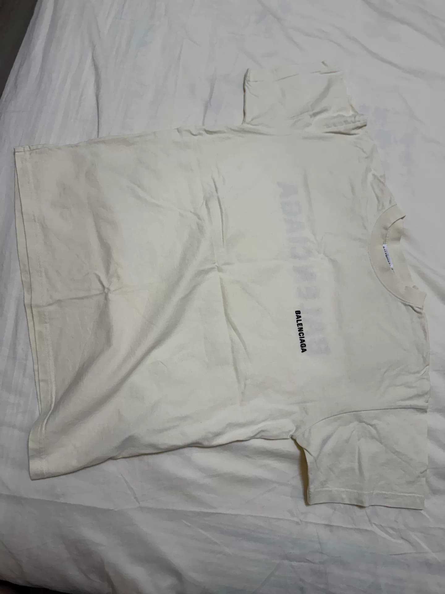 Balenciaga Белая футболка Balenciaga с короткими рукавами размера S одинакового фасона для мужчин и женщин