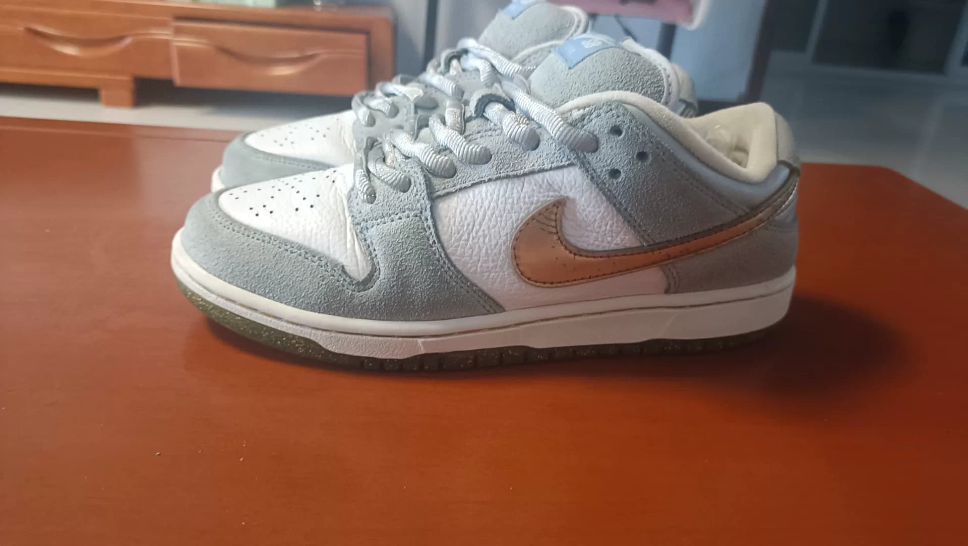 Цвет Nike SB Dunk Low Frozen, размер 40, подходит для