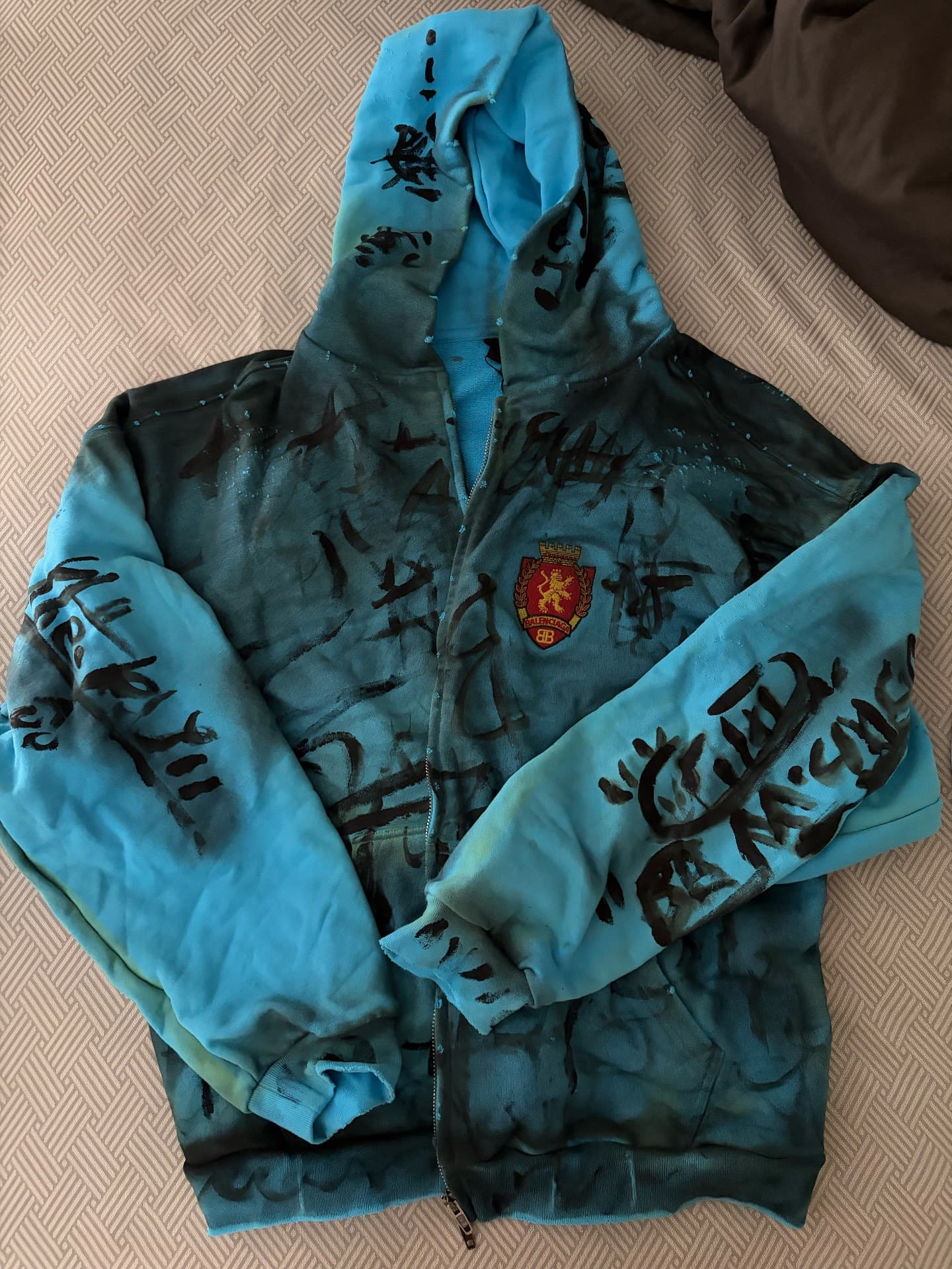 куртка balenciaga 23ss blue graffiti Manchester United размер M