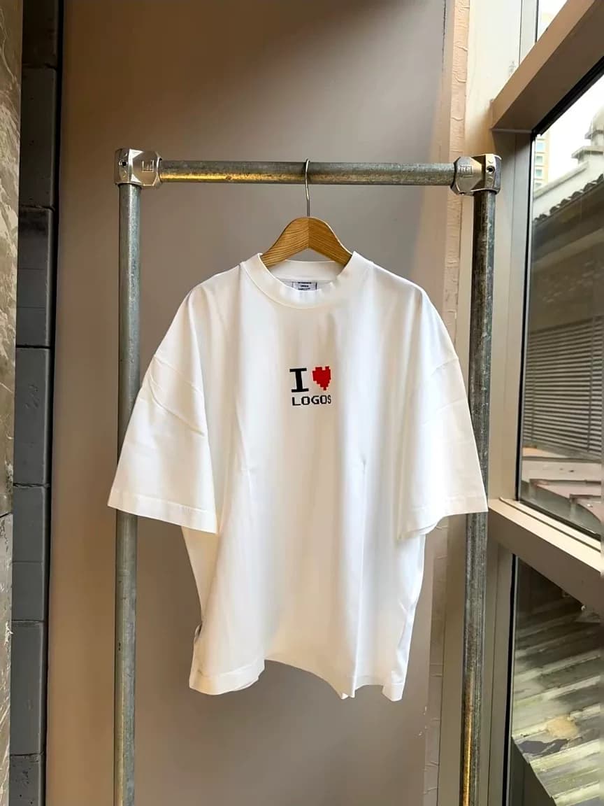 Новый короткий рукав VETEMENTS 2024-2025