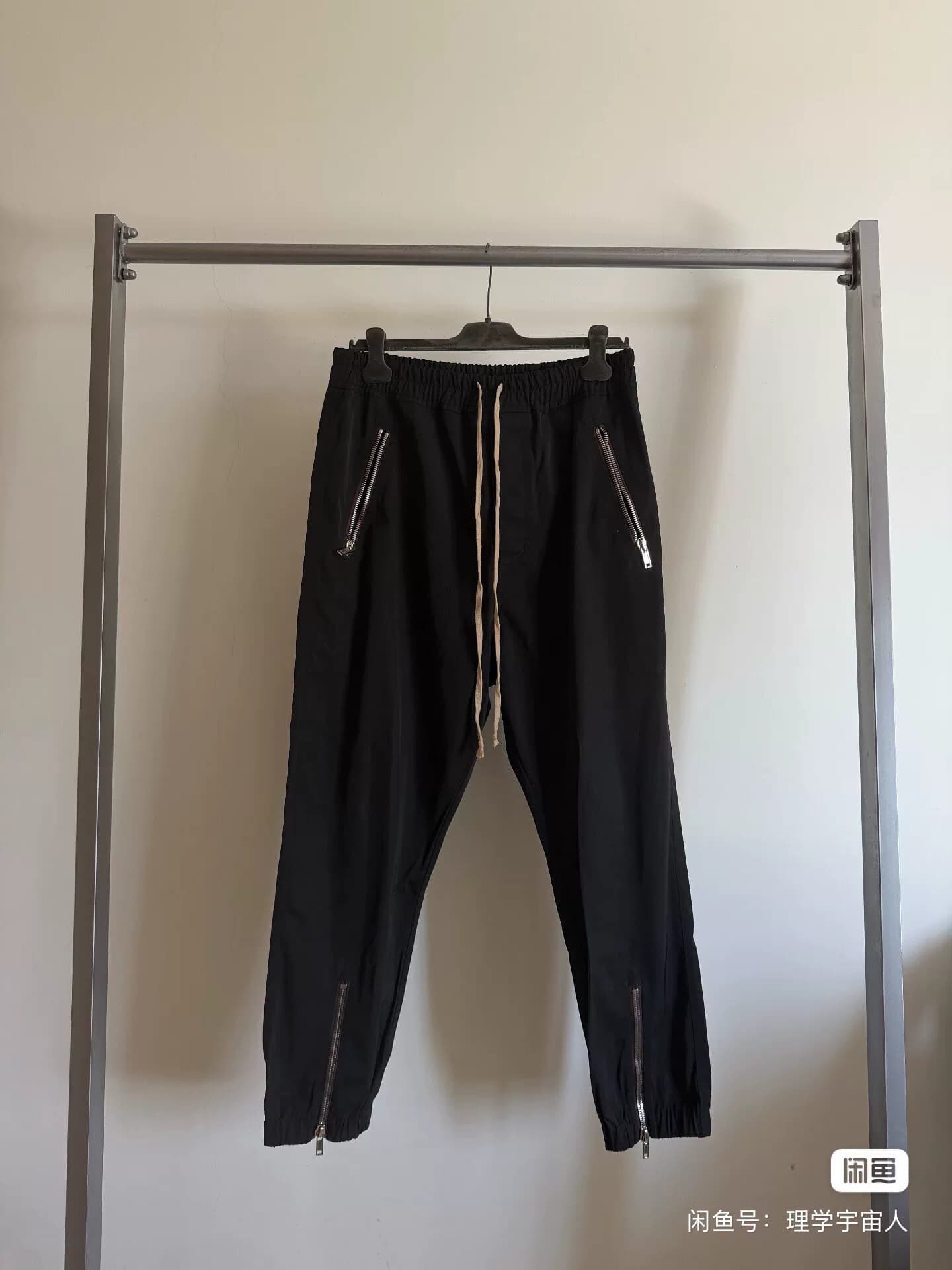 Повседневные брюки Rick Owens main line из нейлона с четырьмя карманами для инструментов и завязками на шнурках