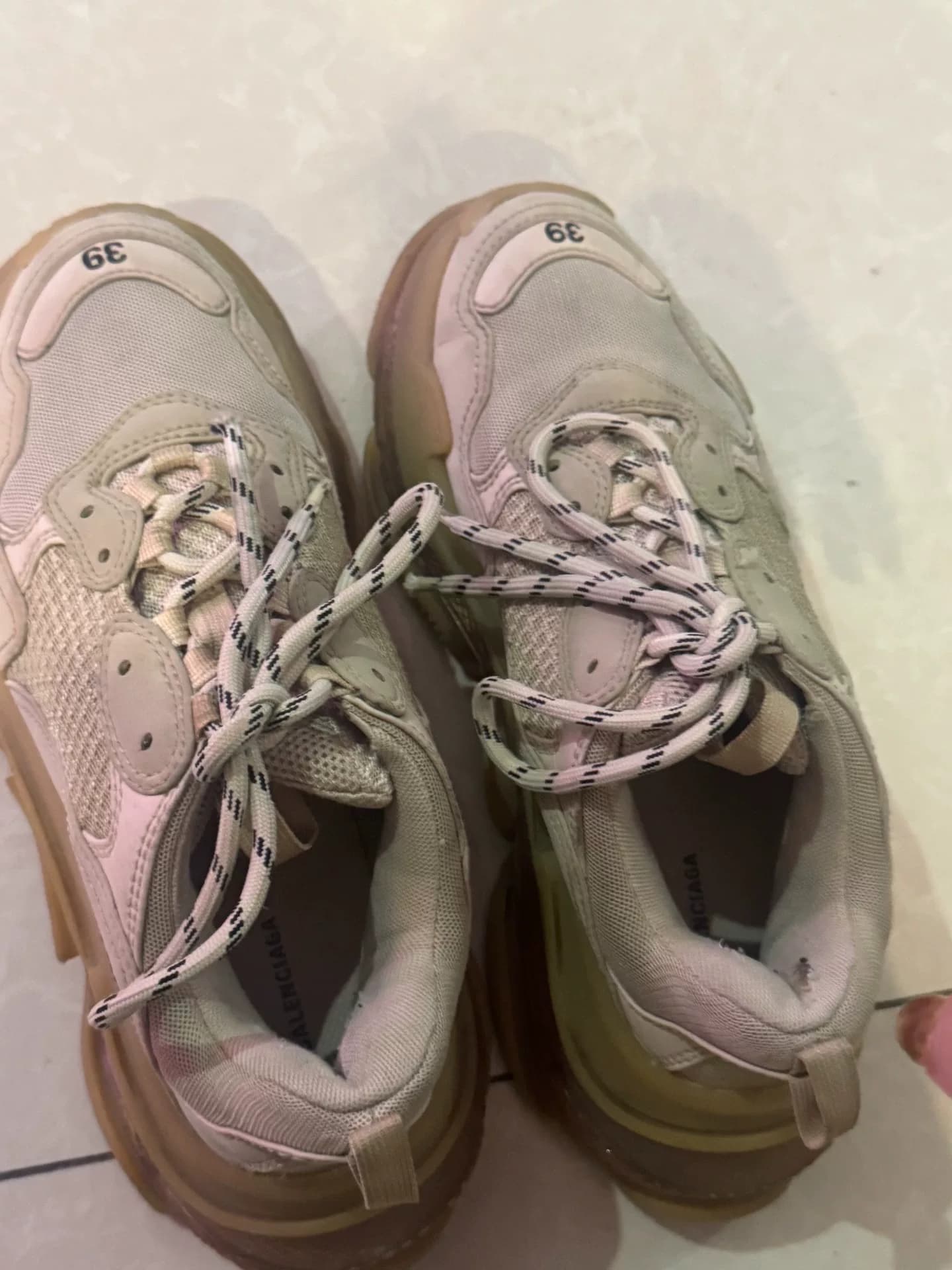 Кроссовки Balenciaga Balenciaga Triple S Daddy, цвет чайно-молочный,