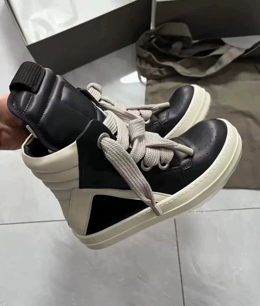 Совершенно НОВЫЕ высокие кроссовки RICK OWENS, размер 38, черно-белые в тон, на толстых шнурках +