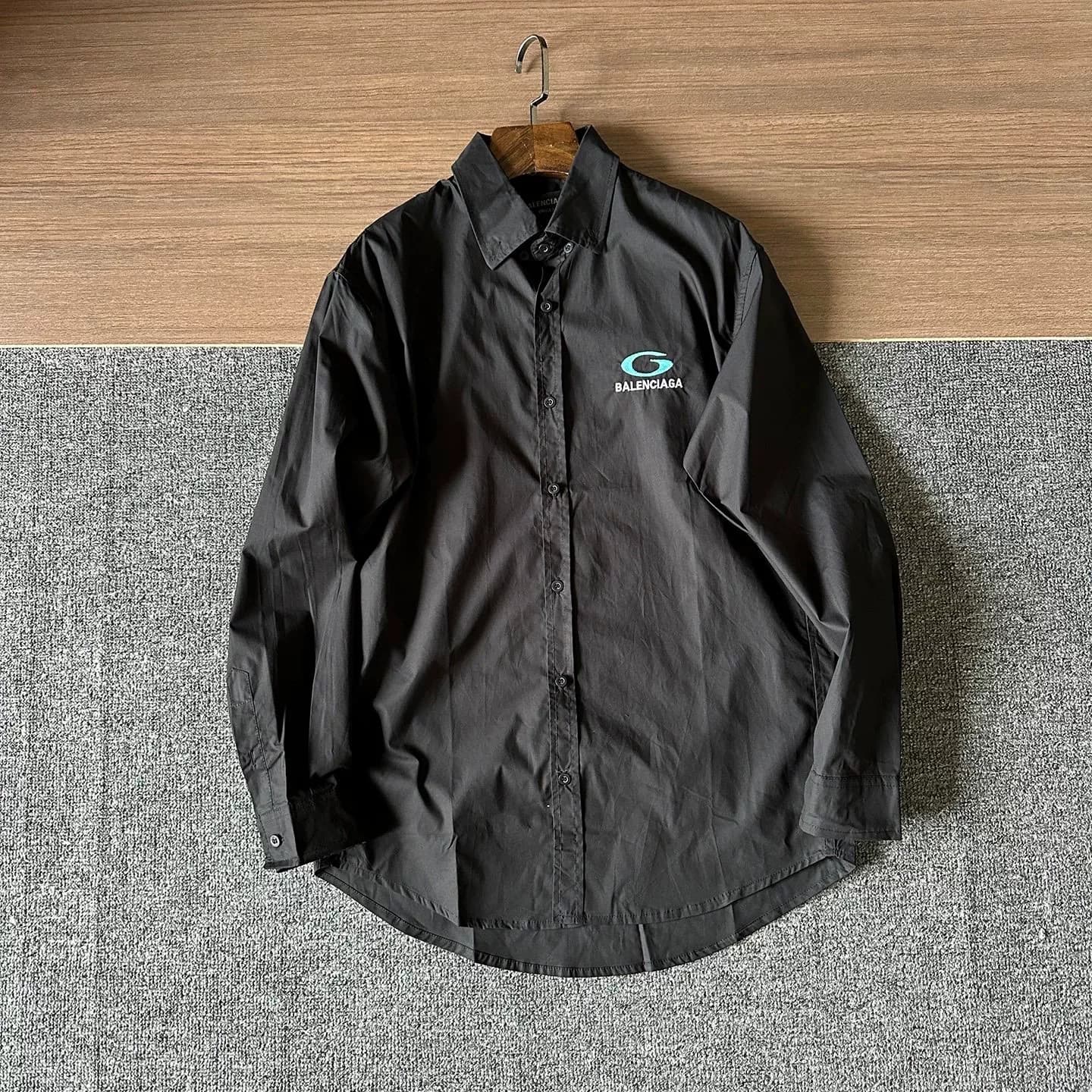 Повседневная рубашка с вышивкой Balen Paris classic blue Label