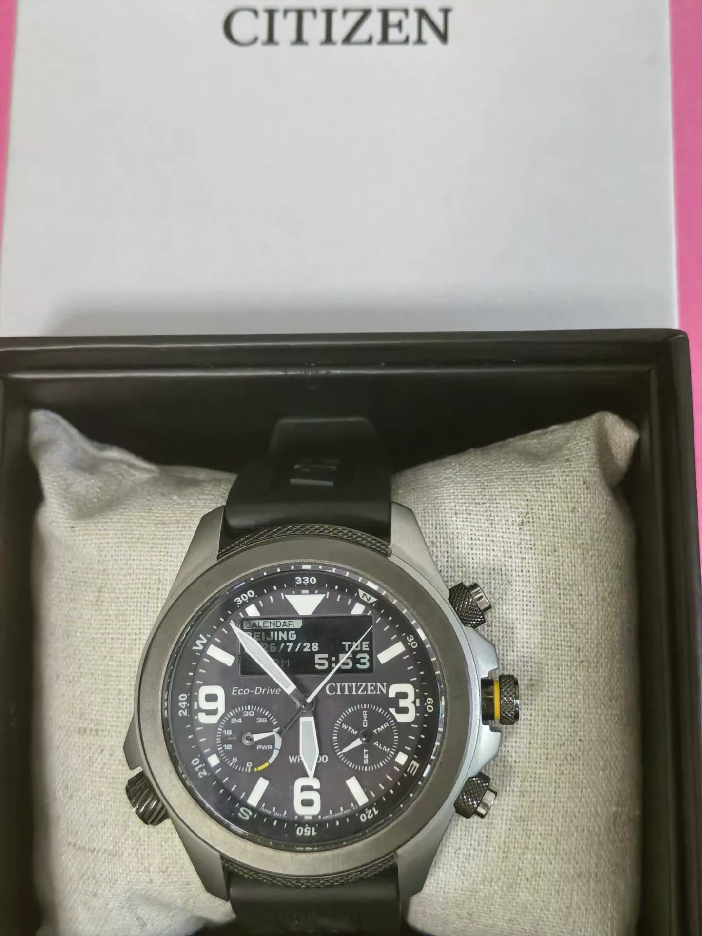 Серия Citizen Promaster Land JV1