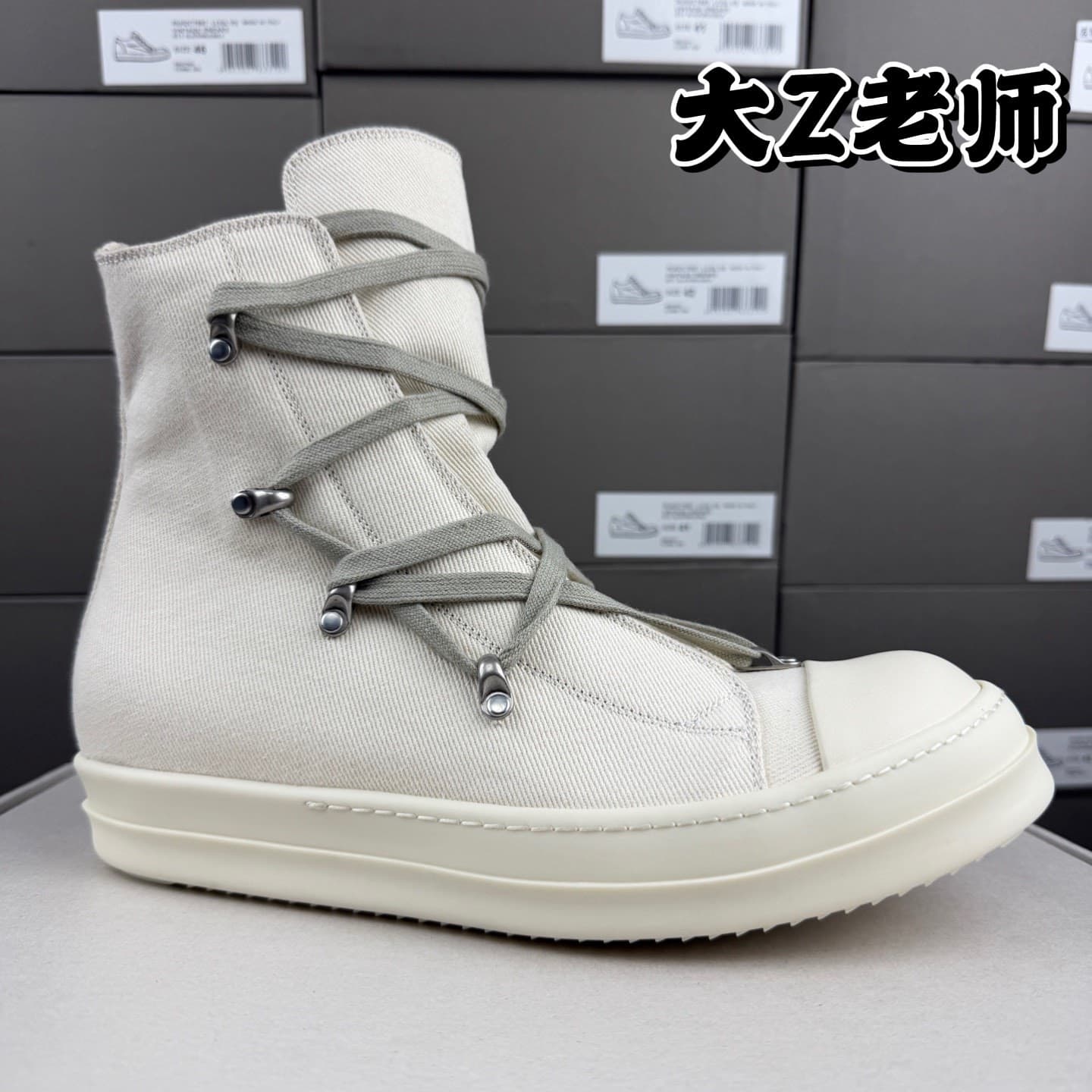 Классические высокие кроссовки RICK OWENS серо-белого цвета с ремешками в виде пятиконечной звезды