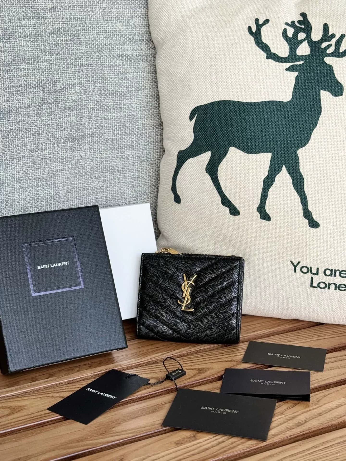 Совершенно новый короткий кошелек YSL YSL Saint Laurent Caviar со скидкой 20% на держатель для карт, женский зажим для наличных