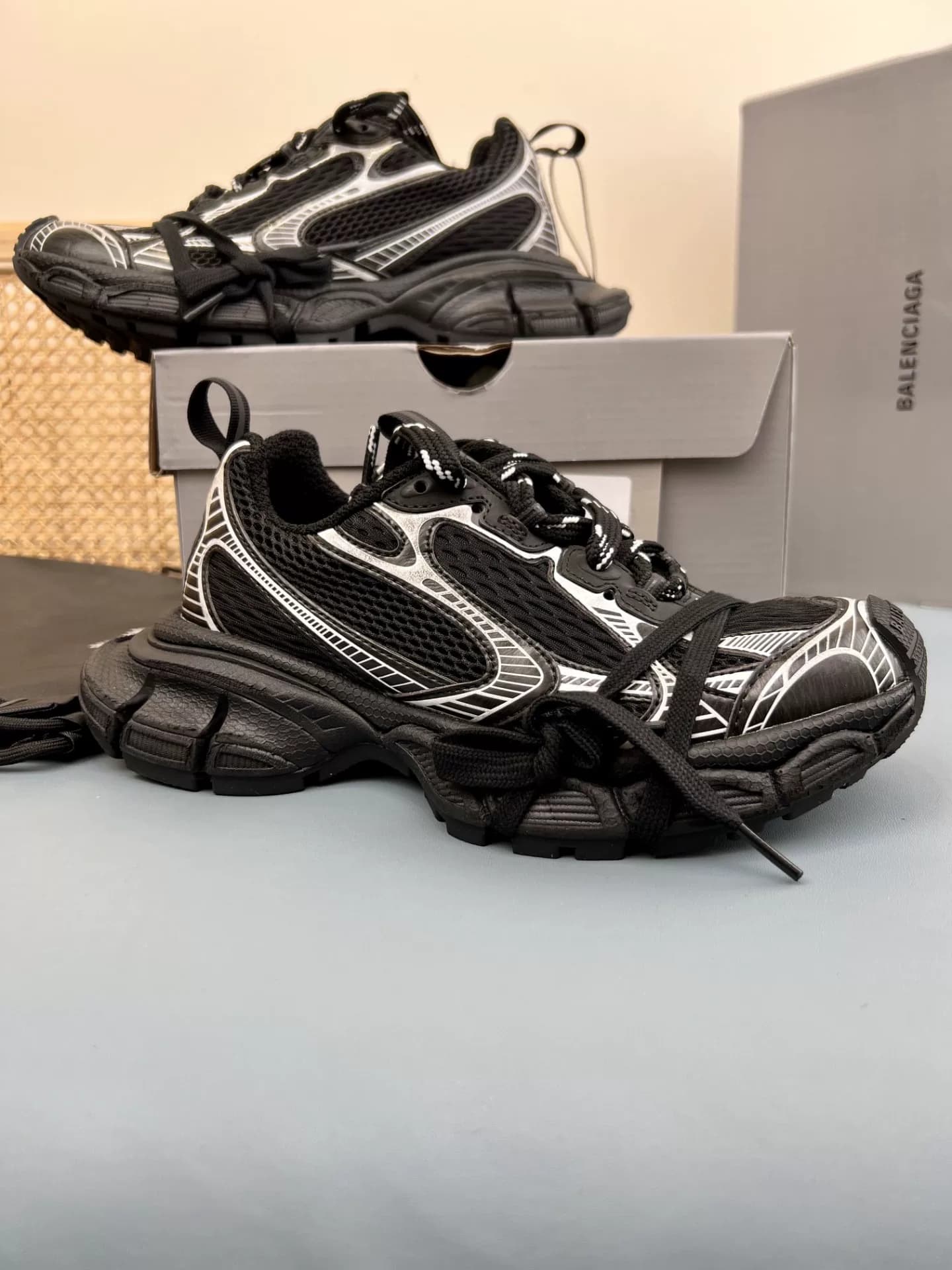Balenciaga Balenciaga 3XL на шнуровке с низким толстым низом