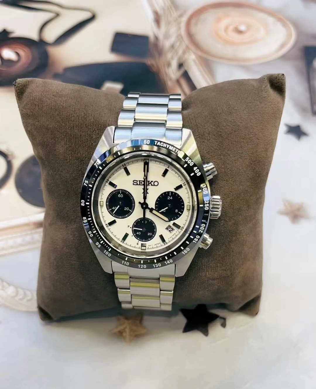 Хронограф Seiko SEIKO Panda Di с тремя стрелками