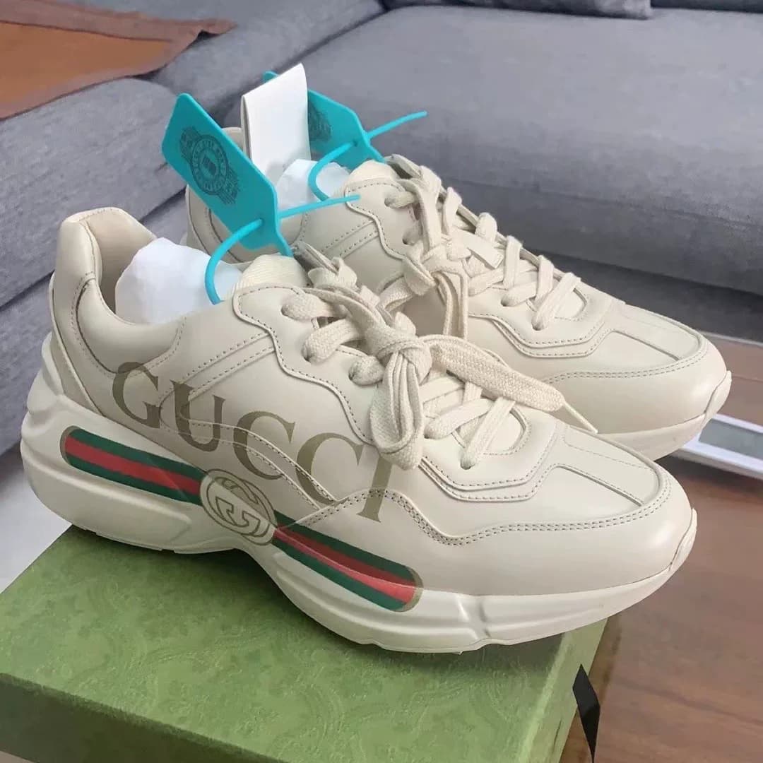 Мужская обувь GUCCI Gucci Rhiton цвета слоновой кости женская обувь Daddy Shoes