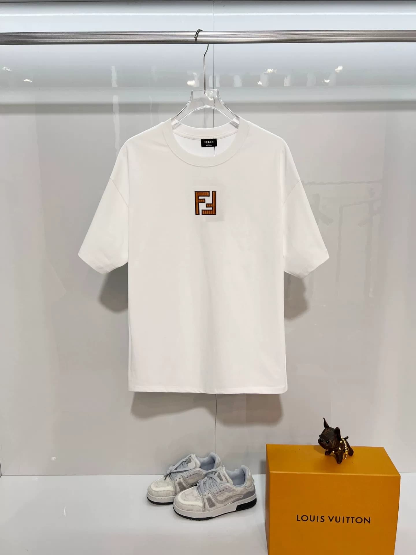 FENDI/высококачественная футболка FENDI весом 320 г с круглым вырезом и короткими рукавами