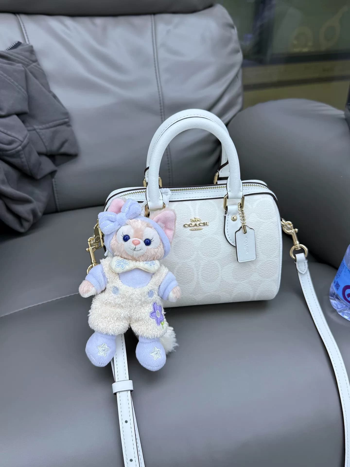 Совершенно новая японская сумка Coach Rowan 18 Glacier white Boston bag Mini Boston