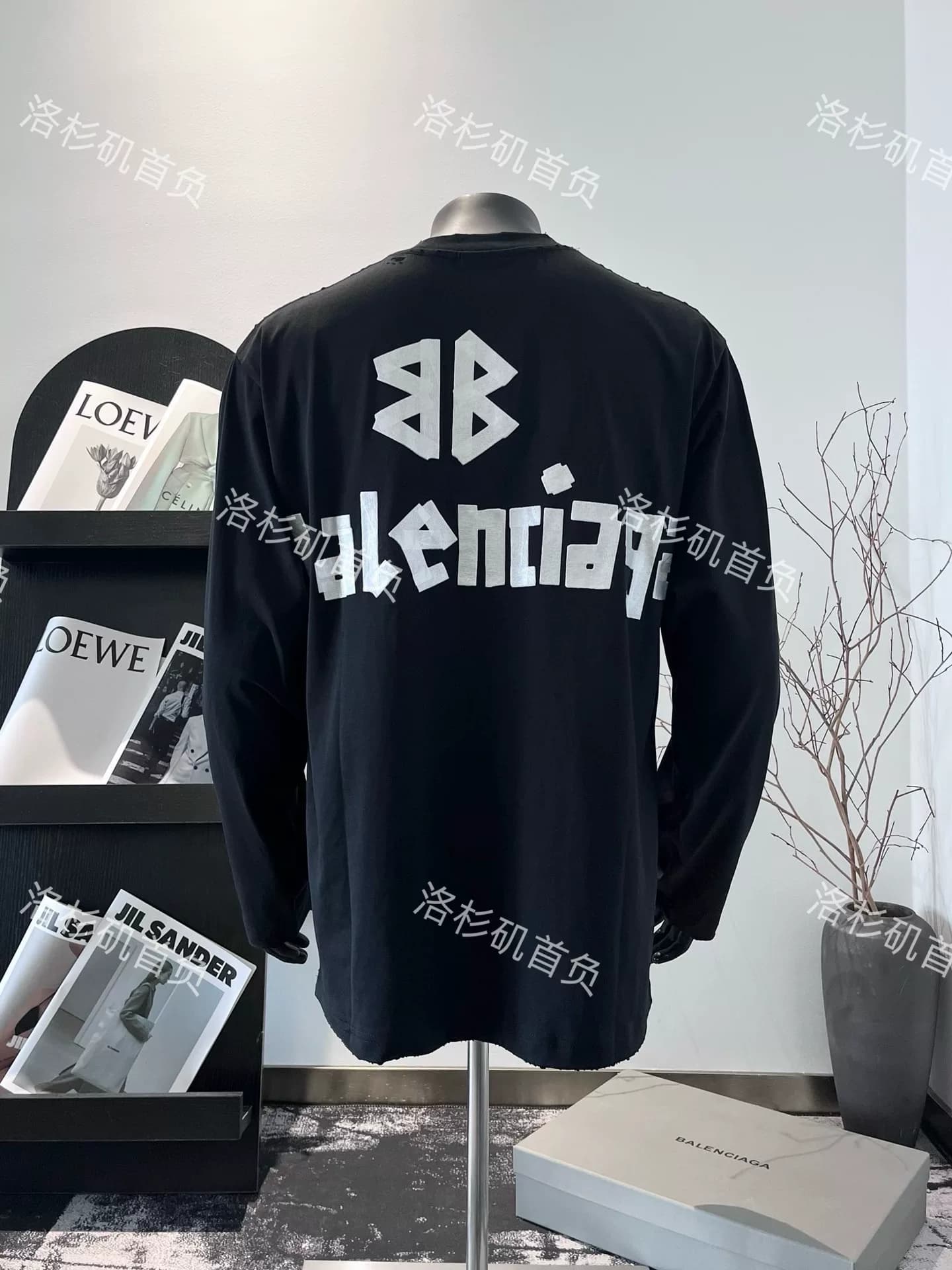 Balenciaga Balenciaga Черная Серебристая лента с буквенным принтом и ЛОГОТИПОМ, Черный Длинный рукав