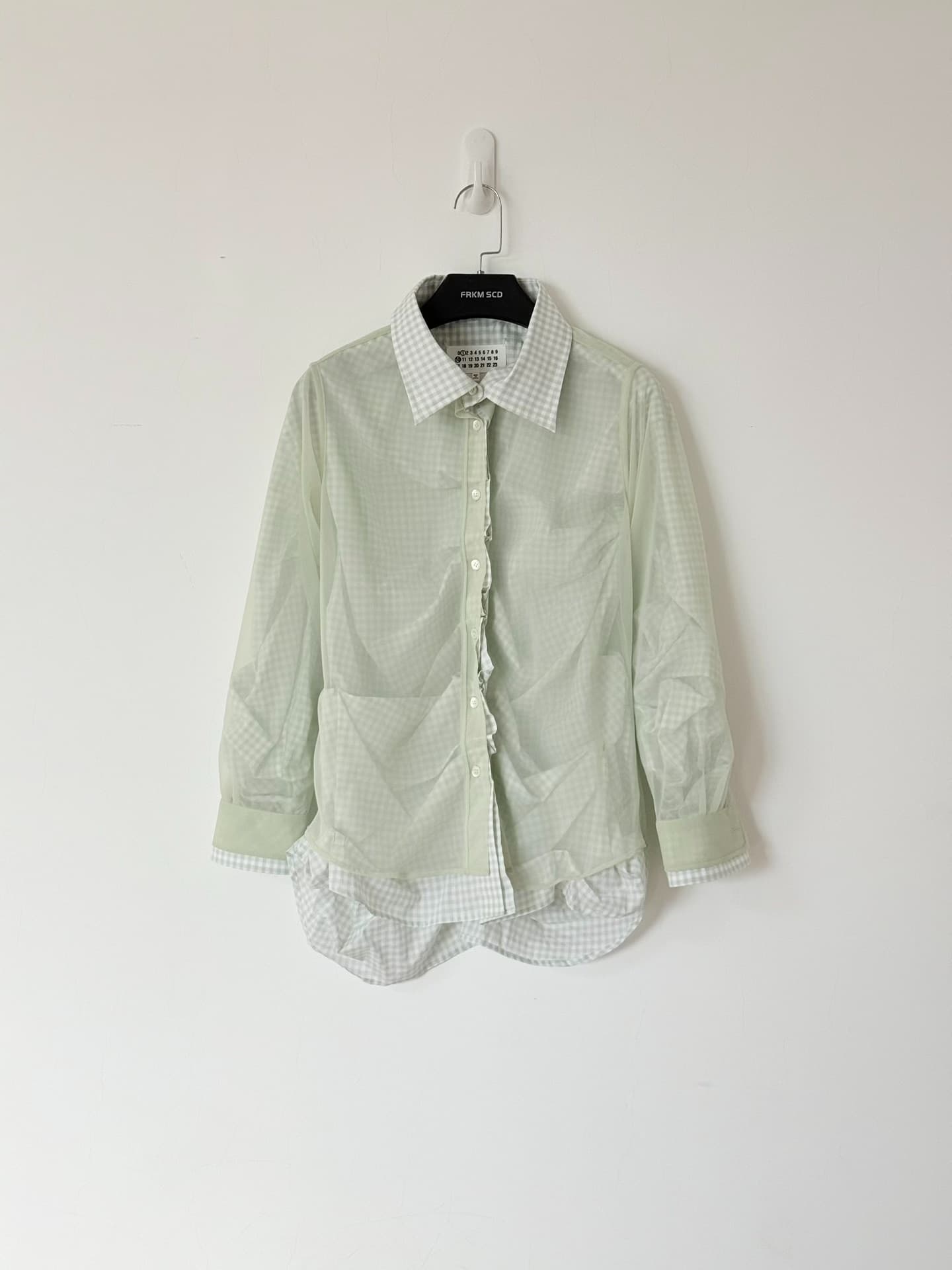 Maison Margiela 25ss Margiela Показывает тюлевую клетку