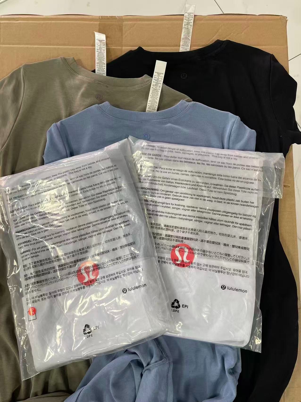 lululemon Lulu, новый, с биркой, хорошее качество, удобная ткань, оптовая продажа