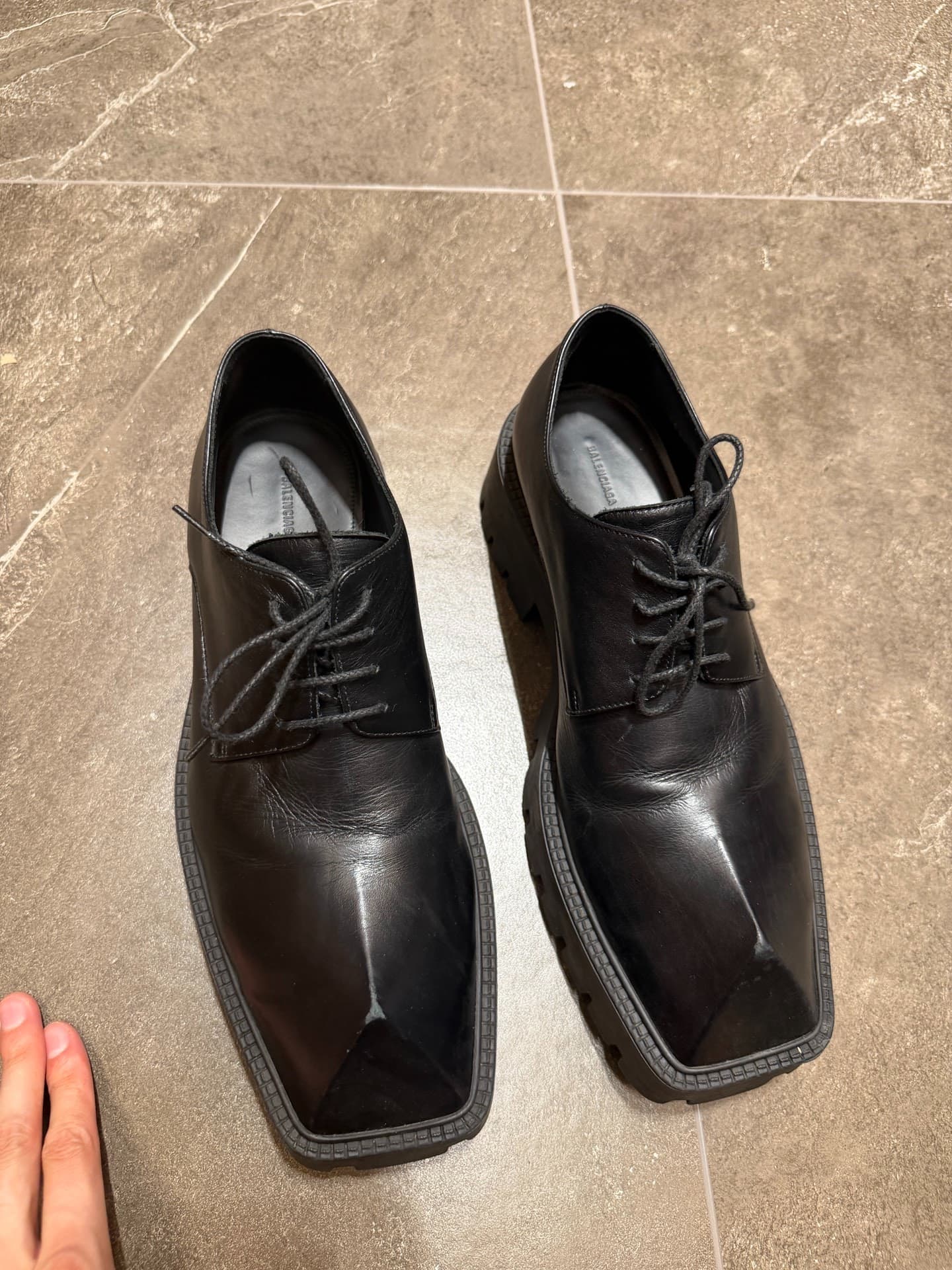 Balenciaga Баленсиага + Носорог + Дерби