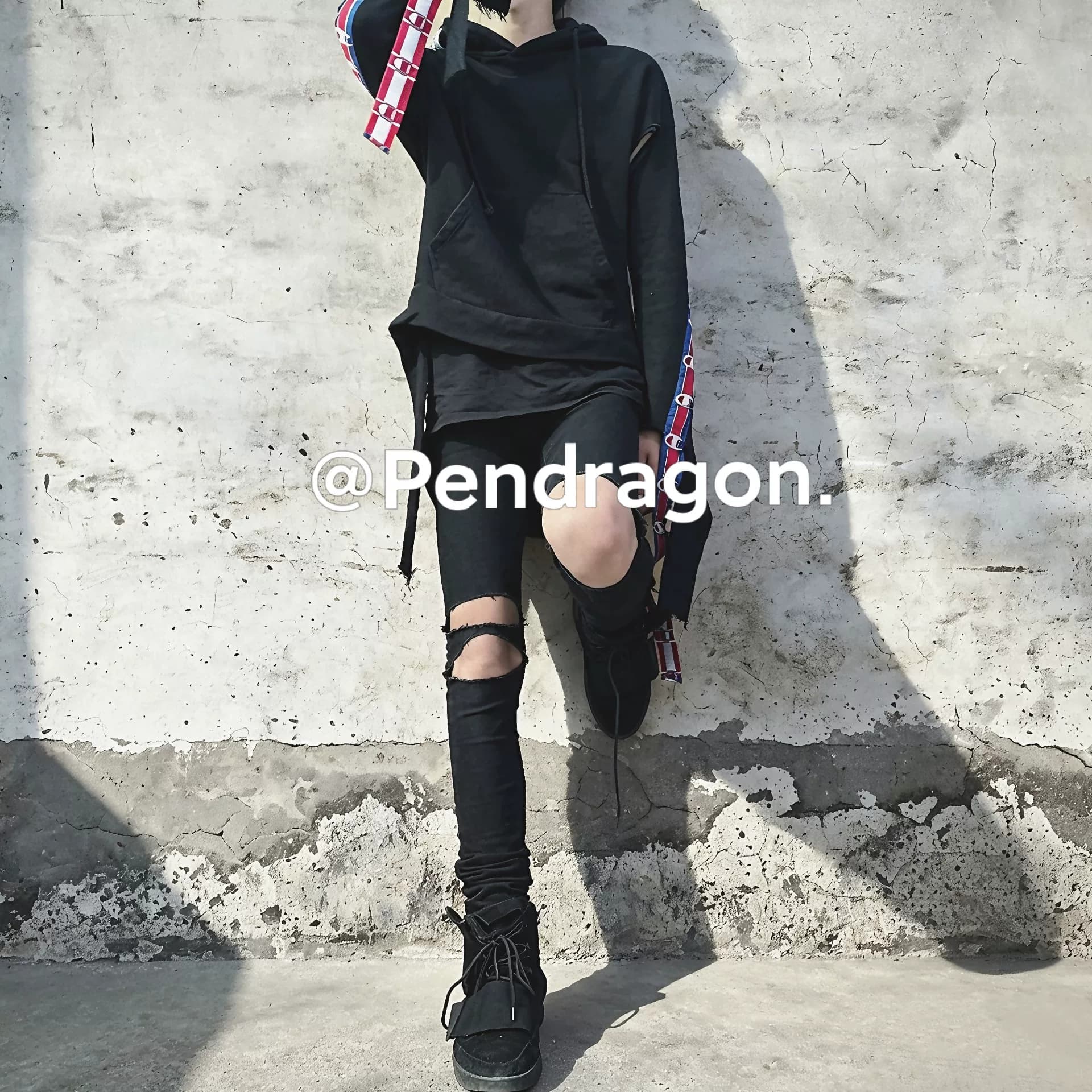 Фирменный свитер champion streamer от vetements