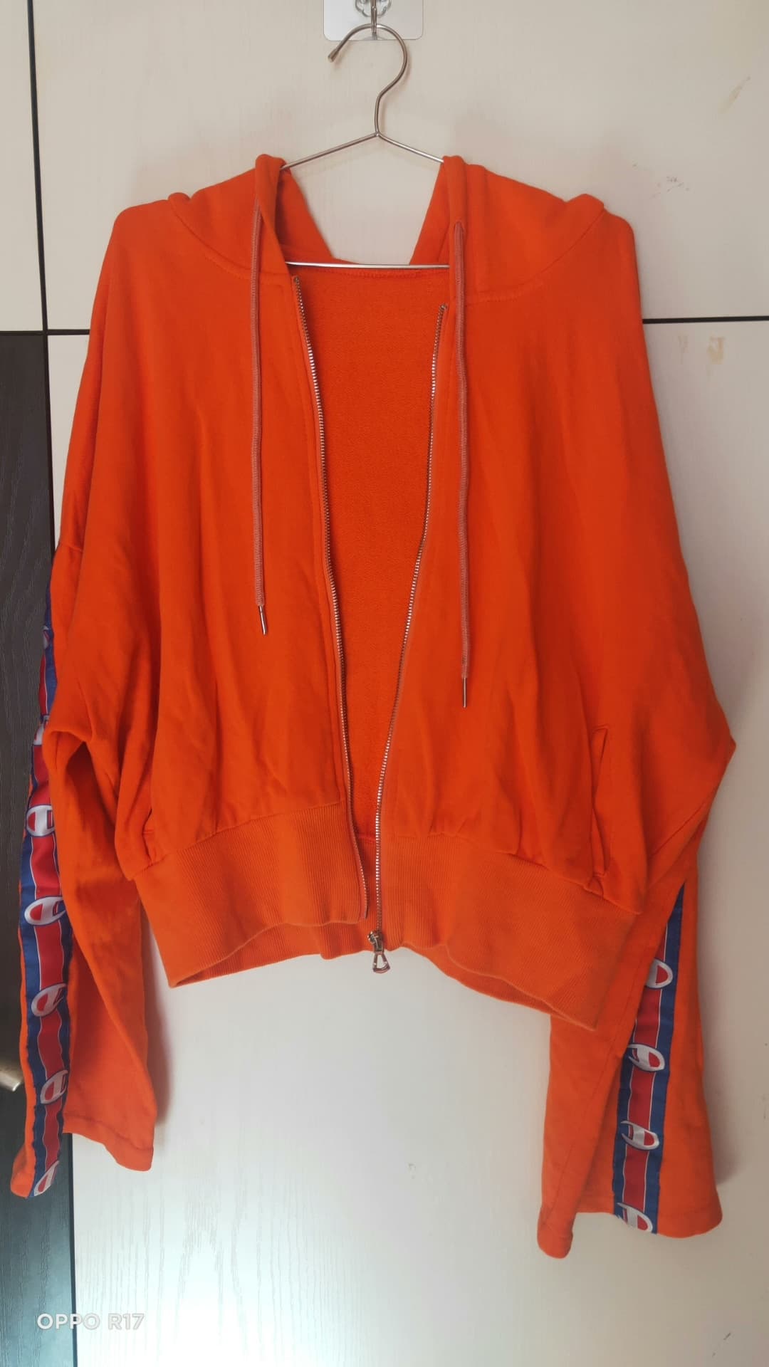 Кобрендинговая оранжевая куртка на молнии Champion x Vetements