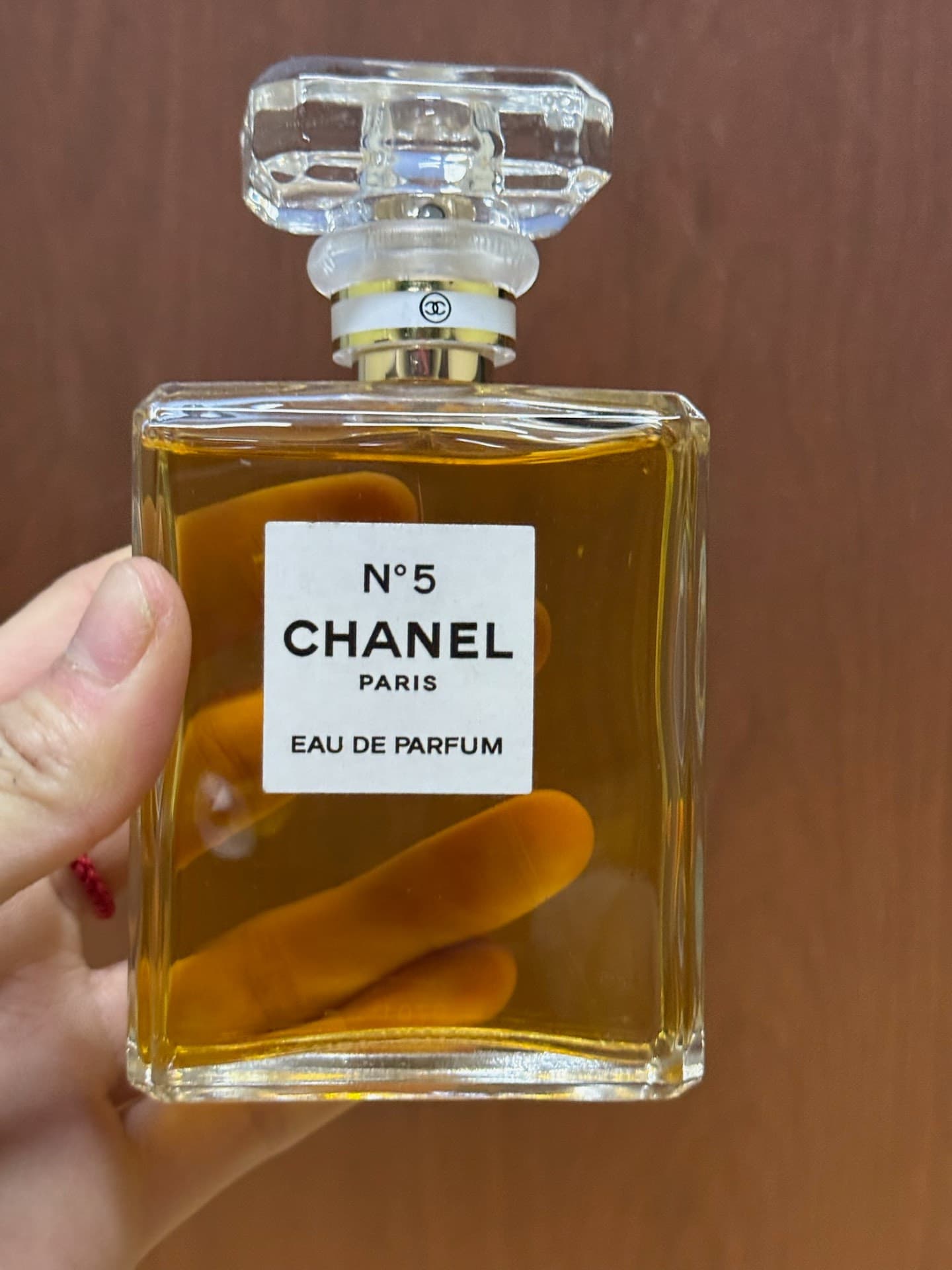 Если идентификация неверна, я пью классические духи Chanel № 5 для женщин и мужчин объемом 30 мл.