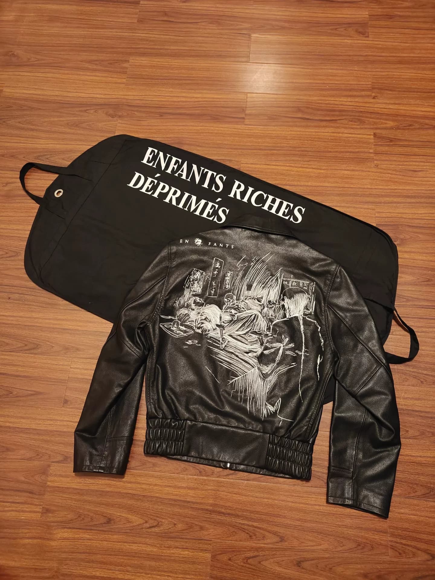 Enfants Riches Deprimes ERD депрессивный