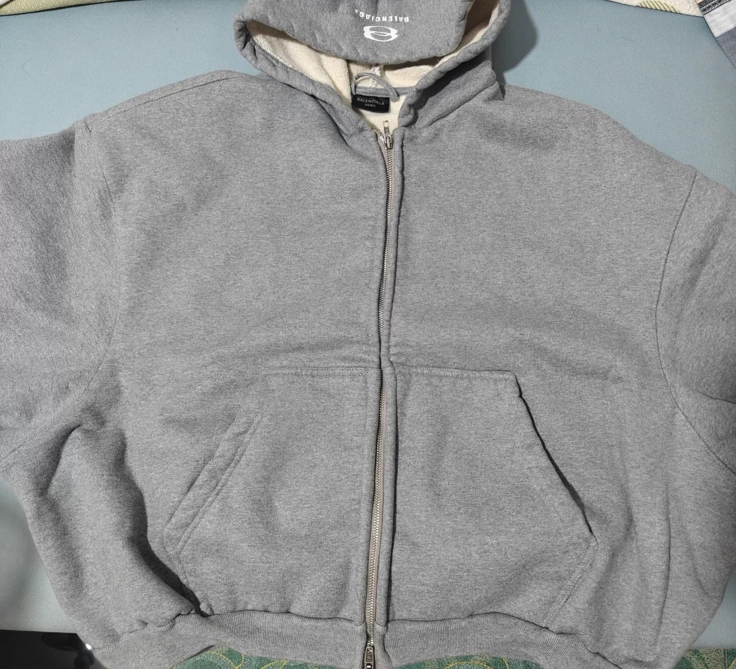 718 производство Blcg Balenciaga Balenciaga 24SS