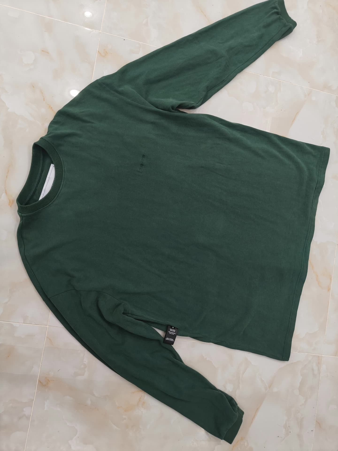 Также можно носить совершенно новые оригинальные VETEMENTS VETEMENTS cute размера xl или L