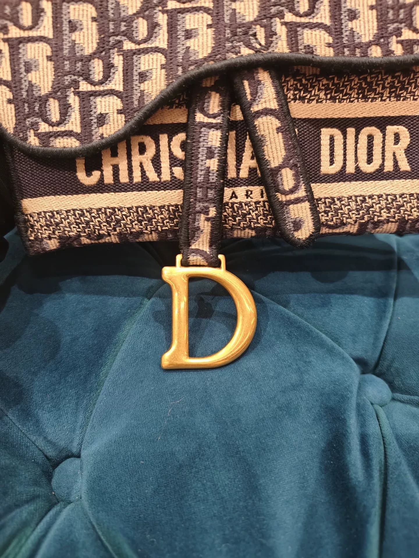Dior/Dior S5647CRIW_M928 шириной 21 см