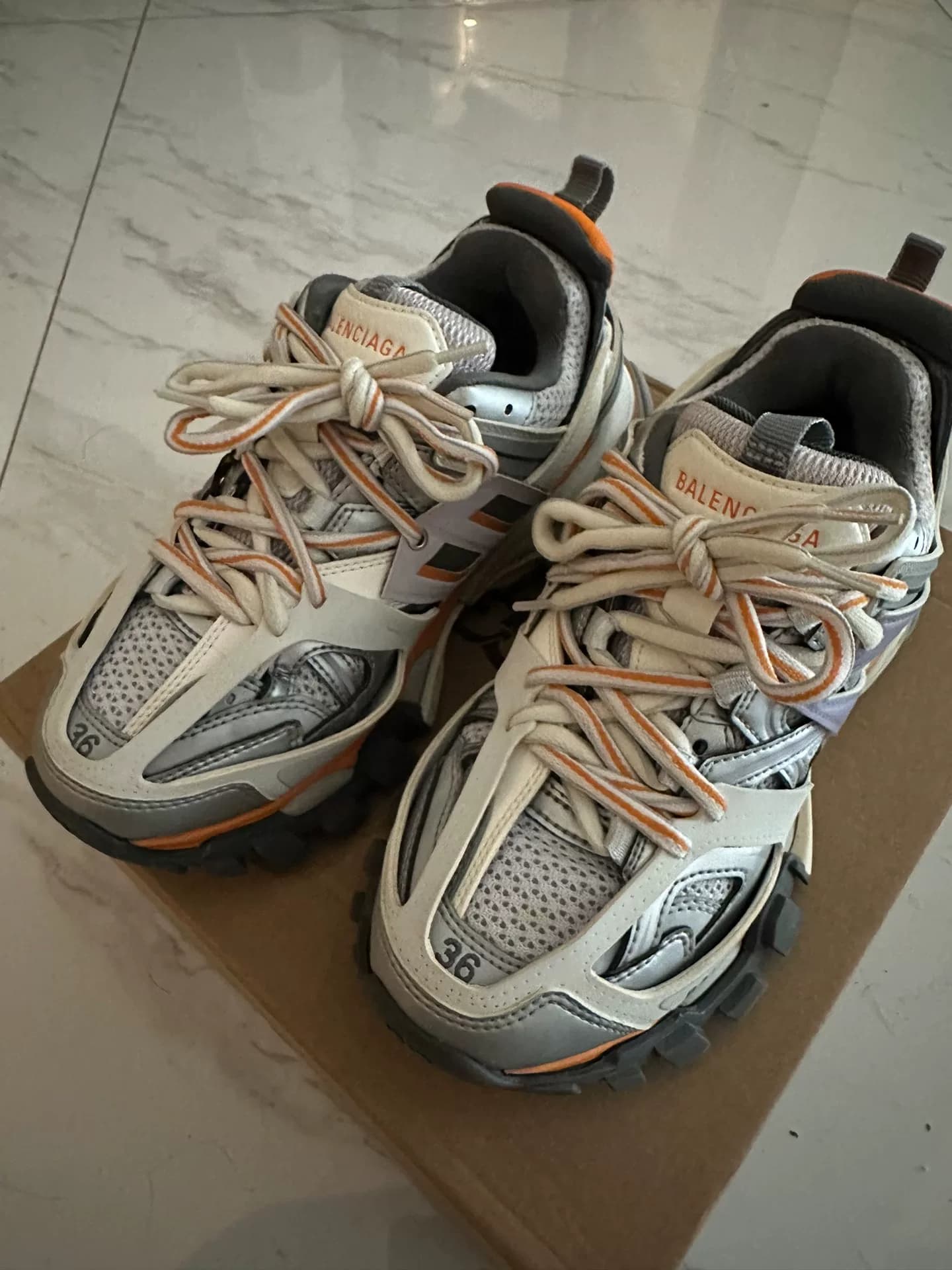 Трек Balenciaga 1.0