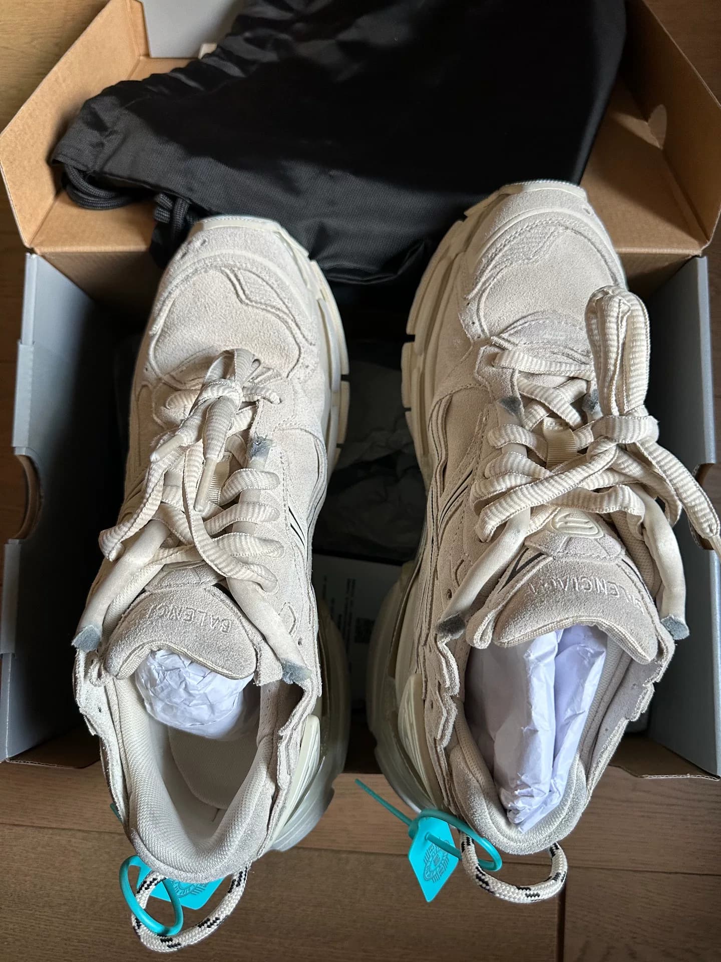 Кроссовки Balenciaga из замши BALENCIAGA