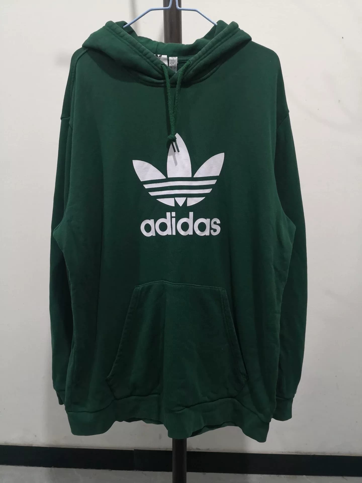 Куртка Adidas, куртка Adidas, wa676, натуральная, бывшая в употреблении-