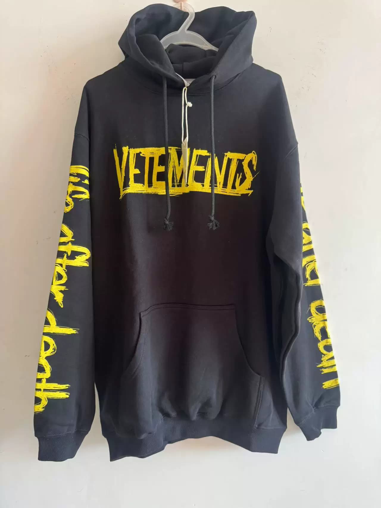 Совершенно новый черный свитер с капюшоном Vetements, уникальный дизайн в виде граффити и букв, с принтом “