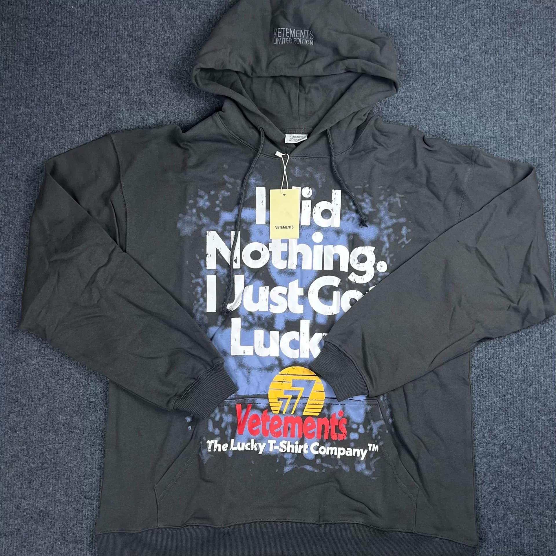 VTM Vetements 23FW Стал серым от Lucky